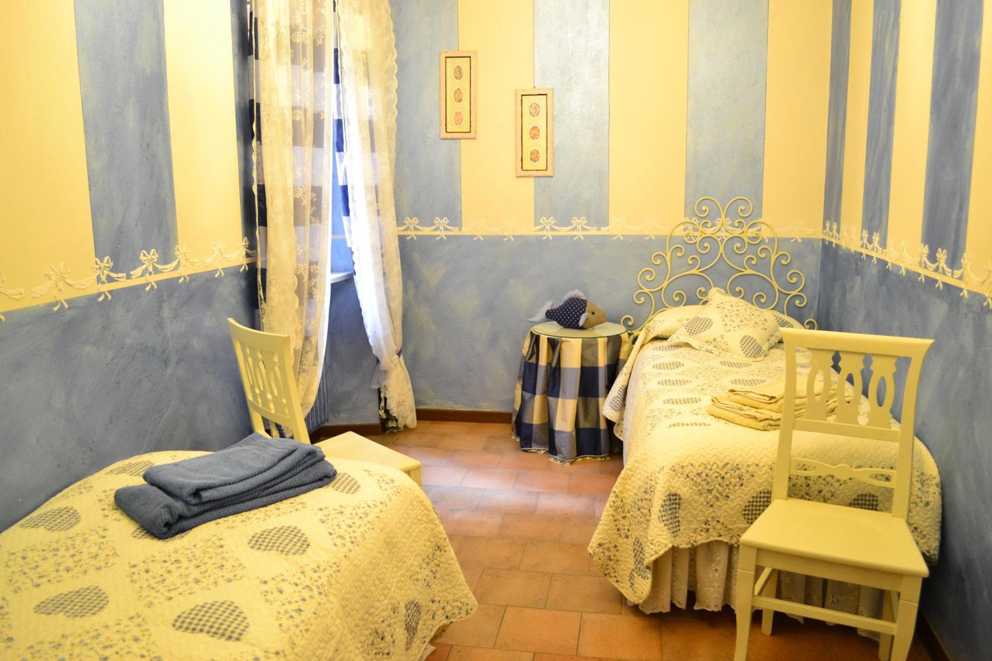 Relais De La Place Apartment Desenzano del Garda Room photo