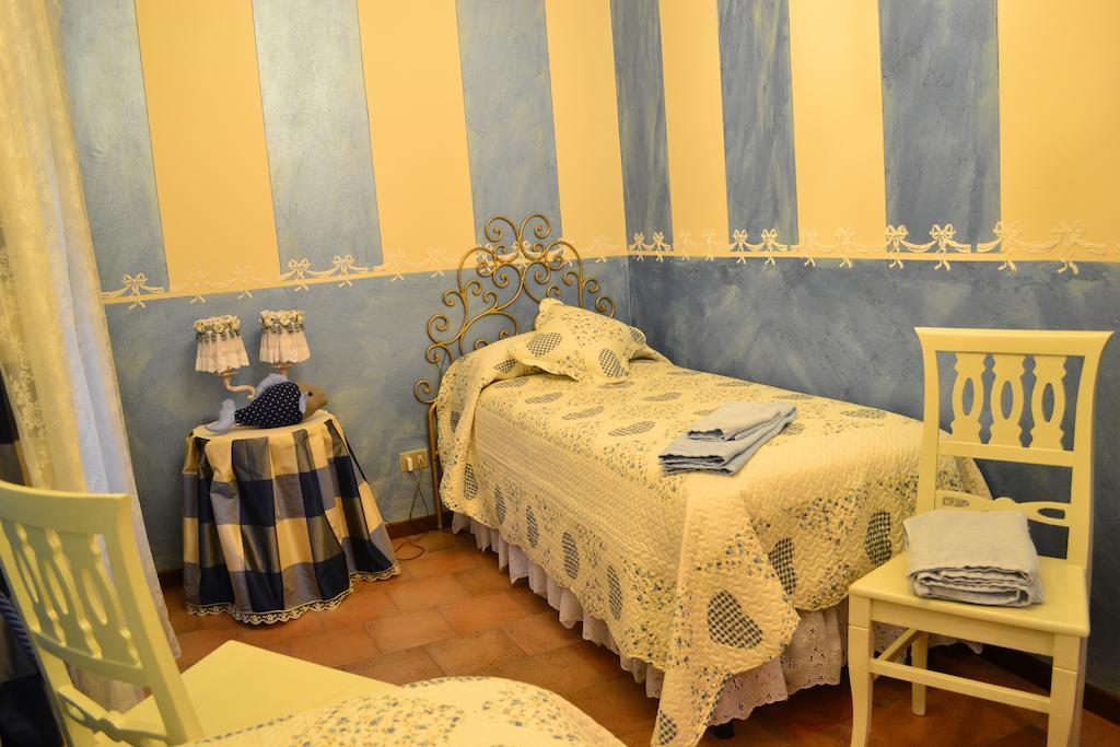 Relais De La Place Apartment Desenzano del Garda Room photo